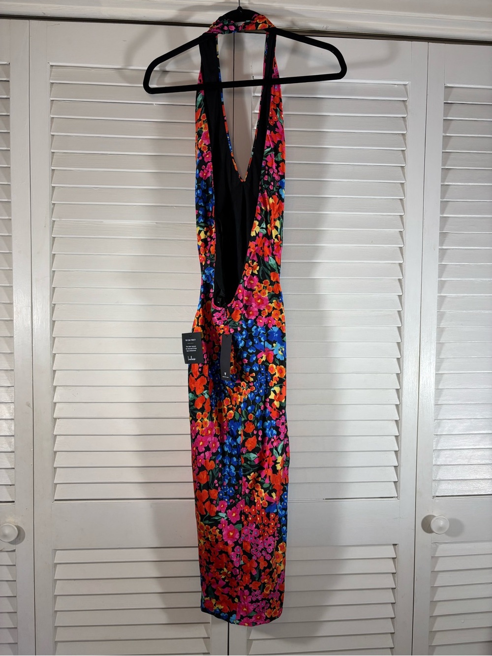 Lulus Bold Presence Black and Red Multi Floral Satin Halter Midi Dress Small - Picture 5 of 13
